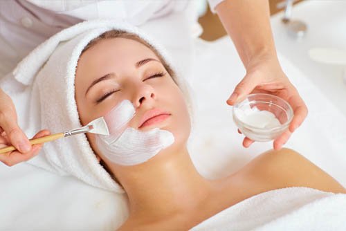 Woman getting Skincare at Uma Esthetics in Seattle